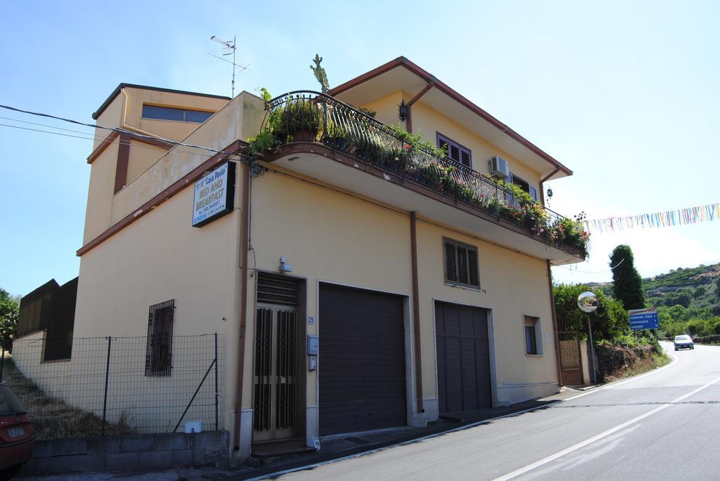 B&B Casa Paolo Fiumefreddo di Sicilia Exterior photo